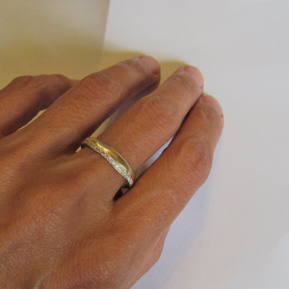 Engagement ring. 14K solid Yellow gold ring with 0.25ct Diamonds. Unique - Picture 11 of 17